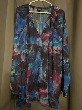 Torrid Multicolor Floral V-Neck Tunic with Blue and Purple Hues